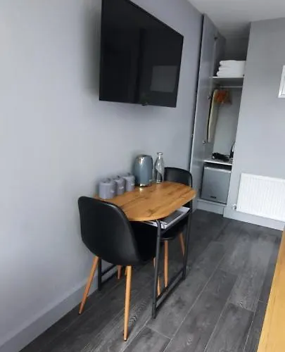 River Side Daire Dingle